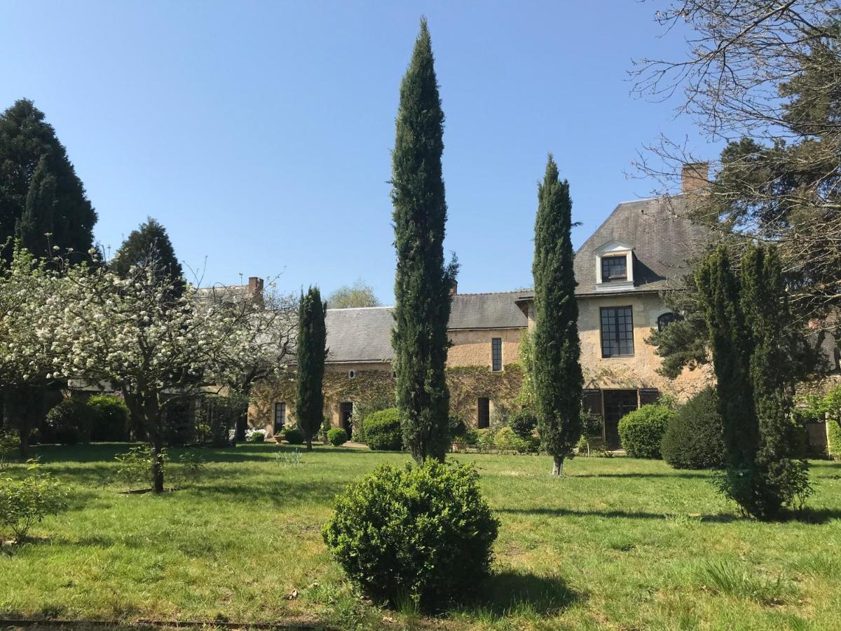 Clos Saint Leonard Durtal Εξωτερικό φωτογραφία